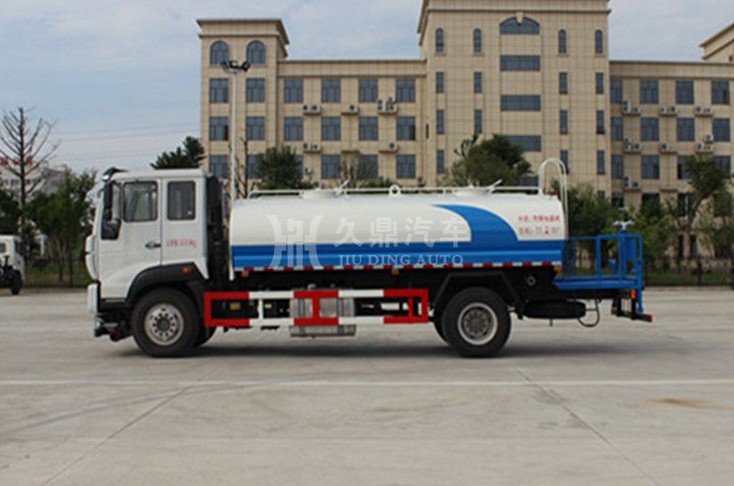 ����˹̫��10����ˮ܇�DƬ