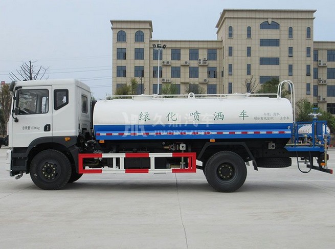 12噸(12方)東風御虎綠化灑水車圖片 12噸(12方)東風御虎綠化灑水車圖片