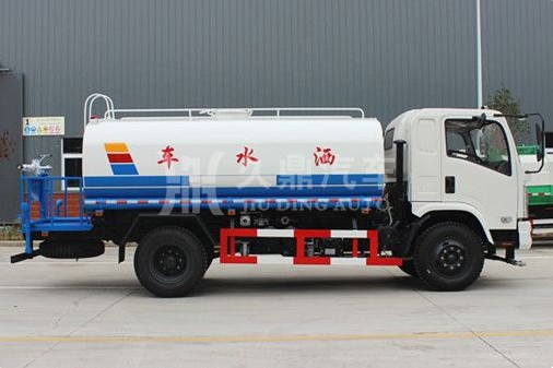 15方灑水車什么牌子好_15噸(15方)東風(fēng)御虎綠化灑水車廠家價(jià)格2