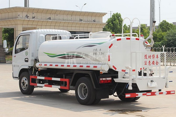 5噸(5方)東風多利卡環衛灑水車圖片 5噸(5方)東風多利卡環衛灑水車圖片