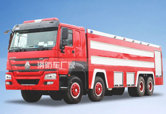 24噸重汽豪沃泡沫消防車價格