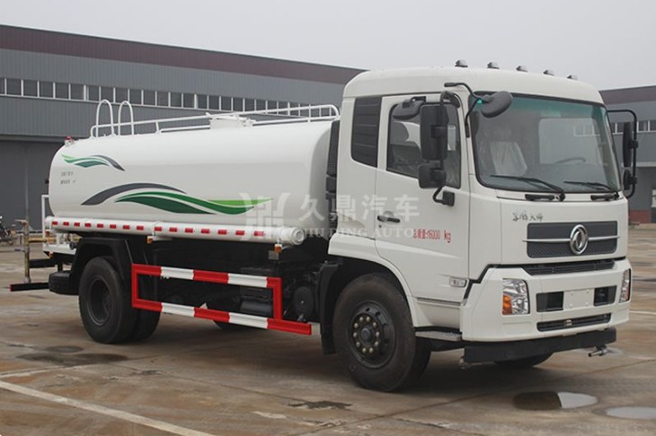 環衛灑水車廠家在哪里_12噸東風天錦環衛灑水車2
