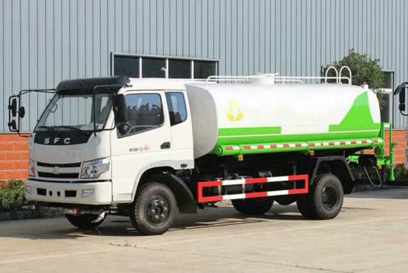 8方灑水車廠家_時風(fēng)9方不上戶綠化灑水車廠家價格3