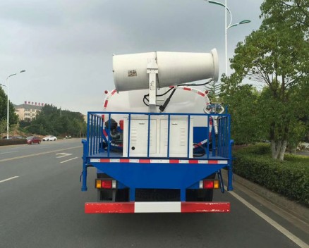 東風(fēng)柳汽乘龍18噸綠化灑水車廠家價(jià)格4