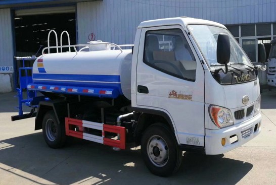 唐駿小寶馬2噸綠化灑水車廠家價格2