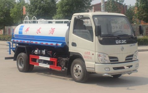 小型灑水車需要什么駕駛證_東風多利卡2.5噸藍牌小型灑水車4