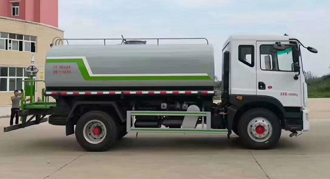 12����ˮ܇�r���r_����12���|�L������D9�G����ˮ܇4