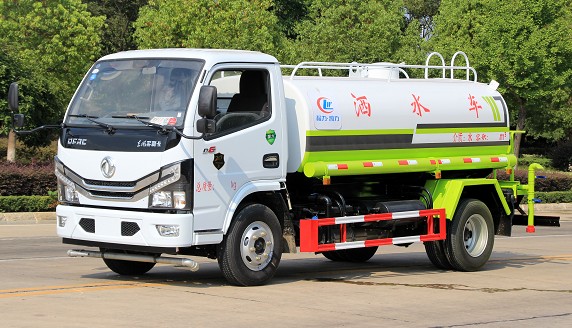 國六5噸東風(fēng)多利卡綠化灑水車廠家價格2