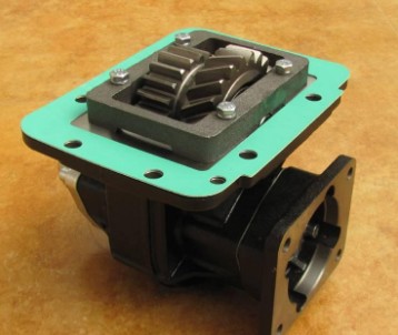 東風天錦DT0690變速箱取力器圖片 東風天錦DT0690變速箱取力器圖片