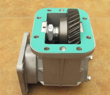 萬里揚(yáng)WLY6G55變速箱取力器圖片 萬里揚(yáng)WLY6G55變速箱取力器圖片