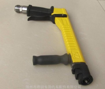 消防車中壓水槍圖片 消防車中壓水槍圖片