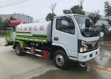 國(guó)六東風(fēng)福瑞卡5方灑水車 國(guó)六東風(fēng)福瑞卡5方灑水車