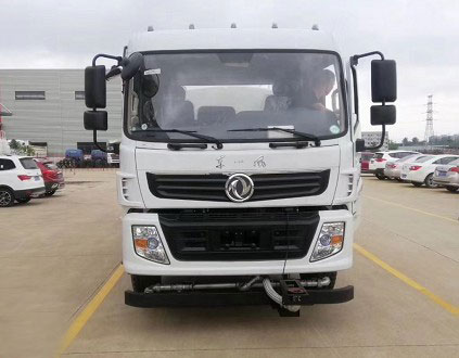 國六20方東風(fēng)隨專D913后雙橋灑水車 國六20方東風(fēng)隨專D913后雙橋灑水車