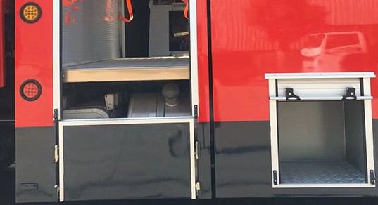 消防車翻轉腳踏板 消防車翻轉腳踏板