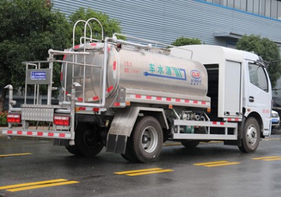 東風(fēng)凱普特5噸純電動(dòng)灑水車 東風(fēng)凱普特5噸純電動(dòng)灑水車