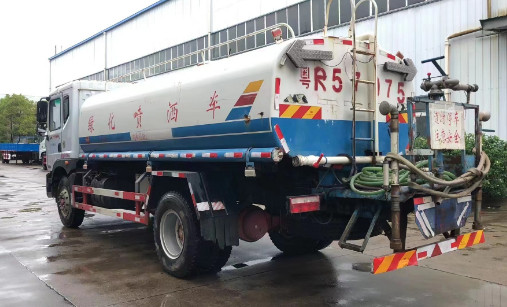 二手東風多利卡d9灑水車 二手東風多利卡d9灑水車