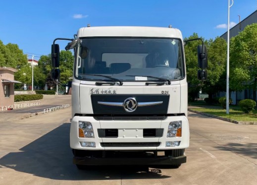 國(guó)六東風(fēng)D3V前四后八灑水車_東風(fēng)前四后八29.5方灑水車3